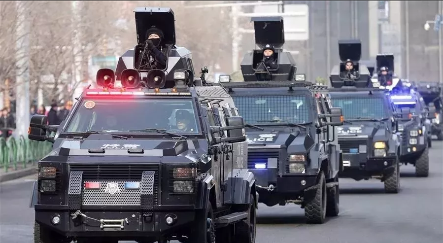 無線對講|無線對講系統(tǒng)|無線對講系統(tǒng)方案報價|無線對講系統(tǒng)解決方案|摩托羅拉無線對講系統(tǒng)|海能達(dá)無線對講系統(tǒng)|建伍無線對講系統(tǒng)|發(fā)射合路器|接收分路器|干線放大器|光纖直放站|暢博通信